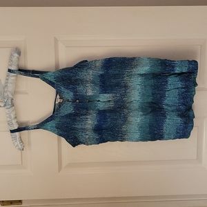 NWT Women's Tank Lrg